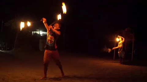 Firedancer on beach in Phiippines Video stock 67557033
