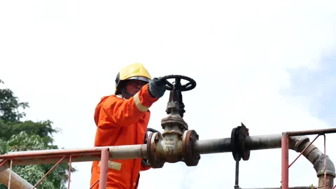 Firefighter Rescue training in fire fighting extinguisher. Stock Footage 276719791
