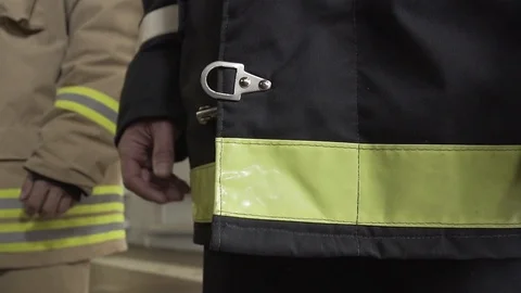 Firefighter Uniform Close-up Vidéo 112025009