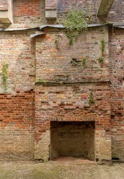 Fireplace and chimney stack in Appuldurcombe Hall, Wroxall on IoW Fotos de archivo