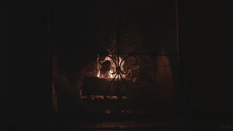 Fireplace Burning Center Видео 124939211