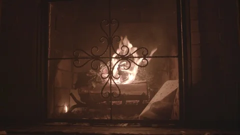 Fireplace Burning Center Видео 124943583