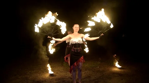 Firertists perform fireshow Stock-Footage 128958896