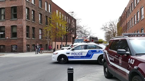 Firetruck arriving at fire scene Stock Footage 114707675