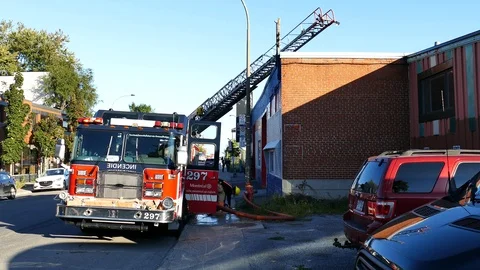 Firetruck with ladder erected Stock Footage 119866345