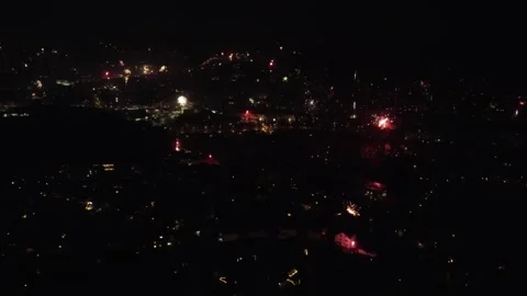 Firework 3 over city Vídeos de archivo 325741878