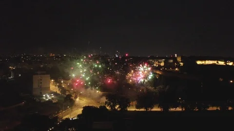 Firework in front of Belgrade Castle at Night Vídeos de archivo 117833323