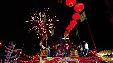 Firework show during Jade Emperor God Celebration Видео 318089862