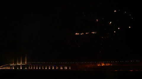 Firework show during the opening ceremony of Penang Second Bridge 库存影片 35776357