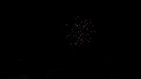 Firework streaks in the night sky 動画素材 11898135