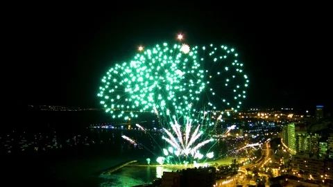 Fireworks on the beach of Alicante. Stock Footage 111709799