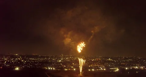 Fireworks dolly Right and Left 스톡 동영상 100885334