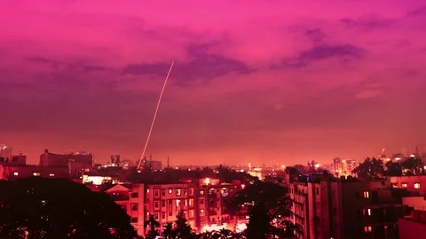 Fireworks exploding over Bangalore India at night 動画素材 120586470