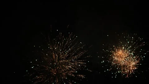 Fireworks - gold &amp; green Video stock 254511660