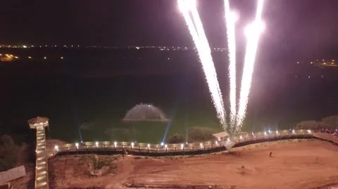 Fireworks Lago fontain Video stock 51783369