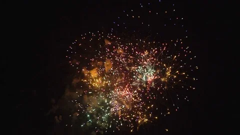 The fireworks in the night sky Video stock 84843380