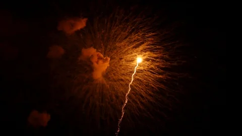 The fireworks in the night sky Stock-Footage 87242630