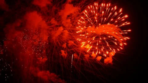 The fireworks in the night sky Video stock 87309051
