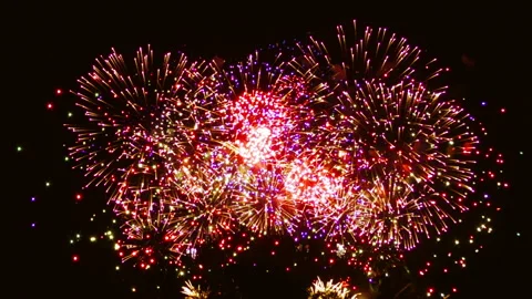 Fireworks in the night sky Video stock 133529304