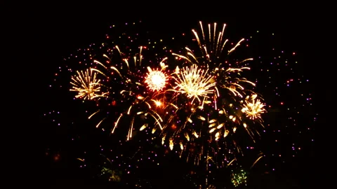 Fireworks in the night sky Stock-Footage 133529746
