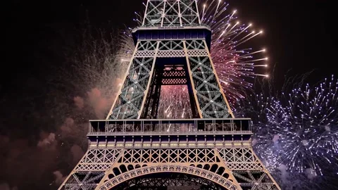 Fireworks over the Eiffel Tower ( time lapse, with zoom). Paris Stock Footage 234068057
