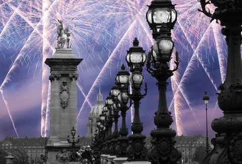 Fireworks over the Lamp posts on Alexander III Bridge. Paris, France Fotos Stock
