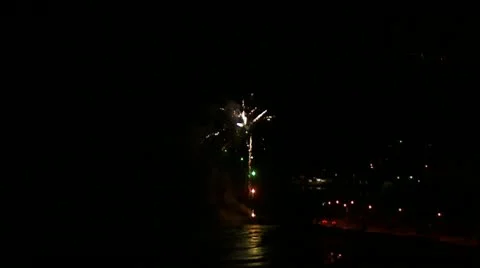 Fireworks over Ocean Wide Stockbeeldmateriaal 10601436