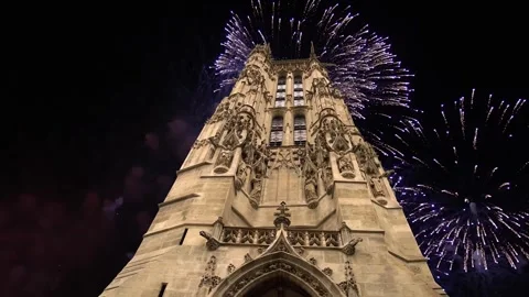 Fireworks over the Saint-Jacques Tower (Tour Saint-Jacques). Paris, France Stock Footage 253638519