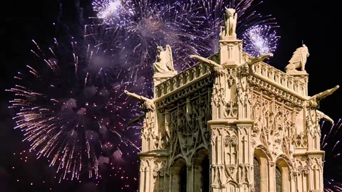 Fireworks over the Saint-Jacques Tower (Tour Saint-Jacques). Paris, France Stock Footage 253640844