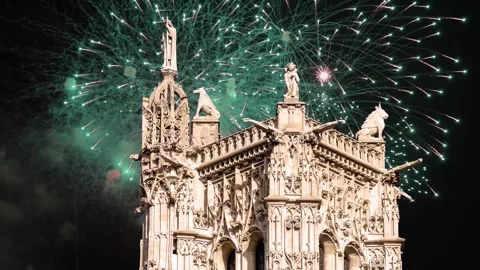 Fireworks over the Saint-Jacques Tower (Tour Saint-Jacques). Paris, France Stock Footage 253640954
