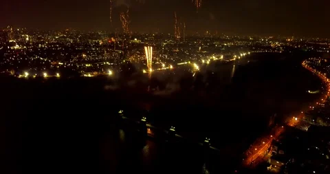 Fireworks Pan Up 1 Vidéo 100888498