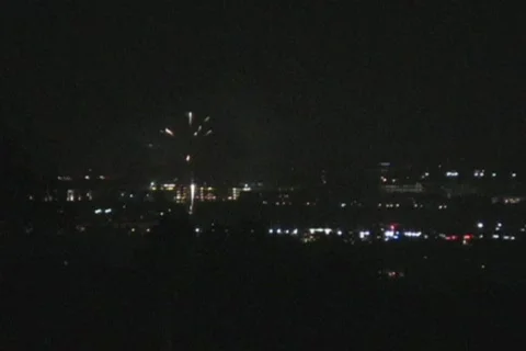 FireworksOverCity_3 库存影片 138721