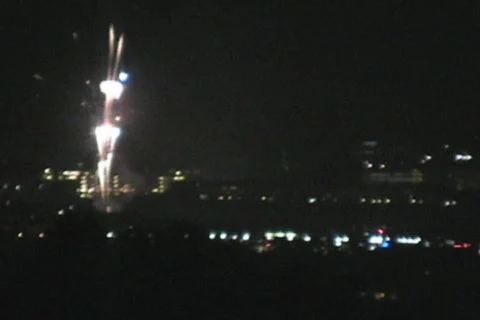 FireworksOverCity_4 库存影片 138733