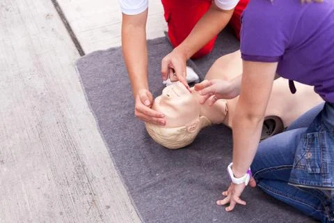 First aid. CPR. Stockfoto's