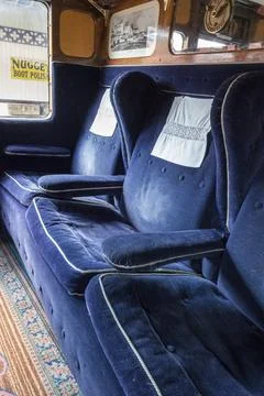 First class seats on a U class locomotive at Sheffield Park station Stock Photos