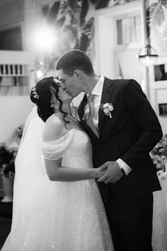 The first dance of the bride and groom a restaurant Stock Photos