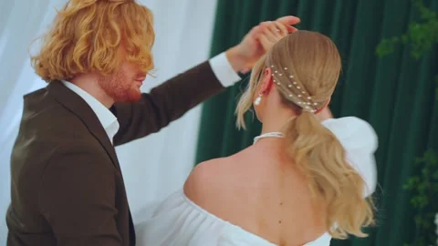 The first dance of the newlyweds Stock Footage 282055216