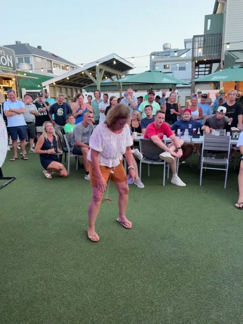 First Ever Hula Dog Champion!, Paddy's Green in Sea Isle City, NJ - 28 Jul 2025 Vídeos de archivo 314343136