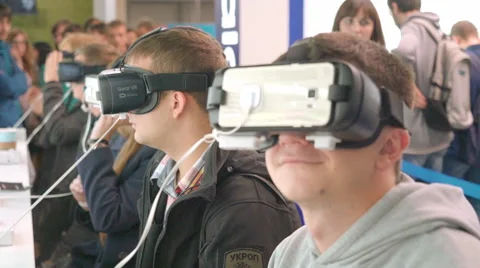 First Impressions of the 360 vr Glasses Virtual Life-Round Visibility Stock Footage 68386373