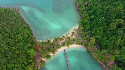 First light hits Ko Ngam beach and turquoise water, koh Chang Stock Footage 310268319