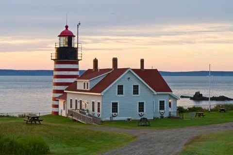 First light on West Quoddy Head Lighthouse Stock-Fotos