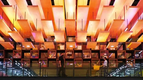 First MR D.I.Y Plus is open in Mid Valley Megamall ,Kuala Lumpur Malaysia. Видео 195701198