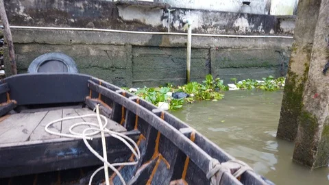 First person view, Front view on a traditional wooden boat Stock Footage 102489965