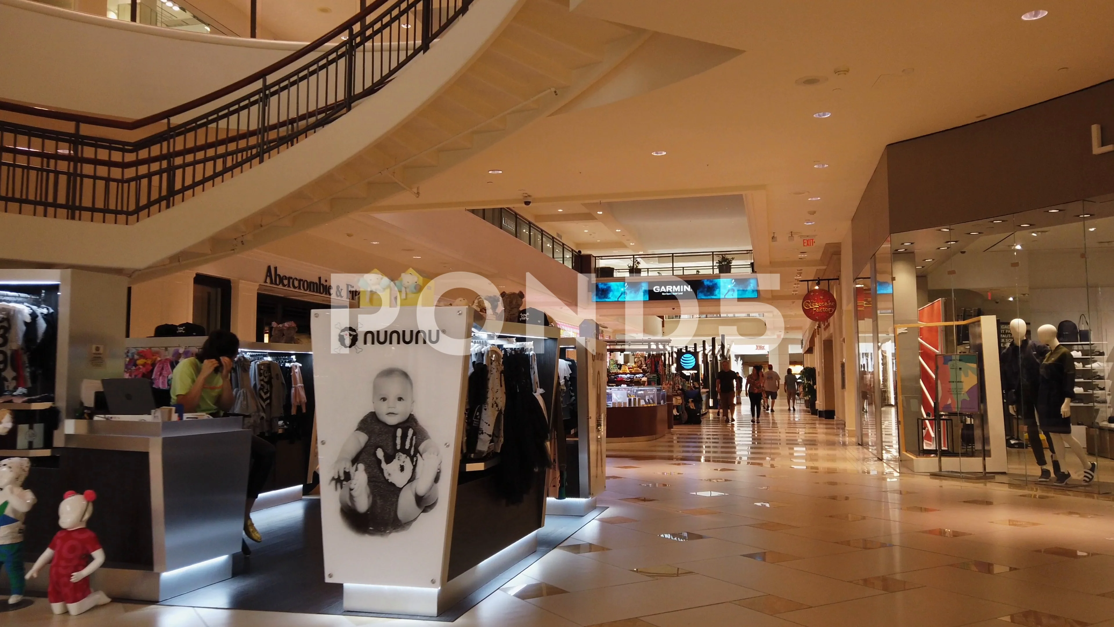 Walking up to inside mall entrance to No, Stock Video