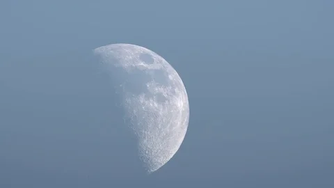 First Quarter Moon on blue sky, Moving right, 4K 스톡 동영상 84824723