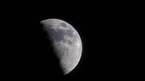 First Quarter Moon on night sky, Moving right, 4K 스톡 동영상 84825532