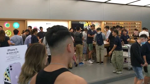 First sales of iPhone 11 Pro in Hong Kong Stock Footage 116872857
