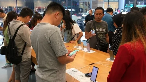 First sales of iPhone 11 Pro in Hong Kong Stock Footage 116874877