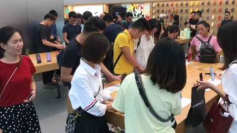 First sales of iPhone 11 Pro in Hong Kong Stock Footage 116877255