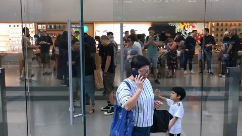 First sales of iPhone 11 Pro in Hong Kong Stock Footage 116878500
